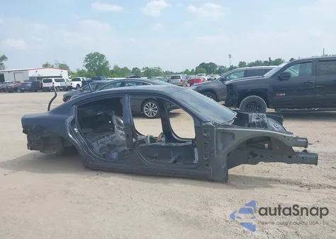 2016 Dodge Charger R/T Scat Pack from USA, damaged, VIN 2C3CDXGJ5GH310177